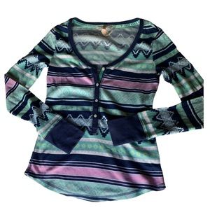 NWT Victoria’s Secret 4-Button Long-Sleeve Pajama Thermal / Multi-colored / XS